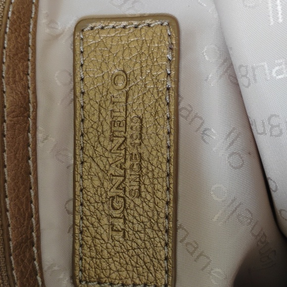 Tignanello Gold Leather Shoulder Bag - Picture 8 of 15